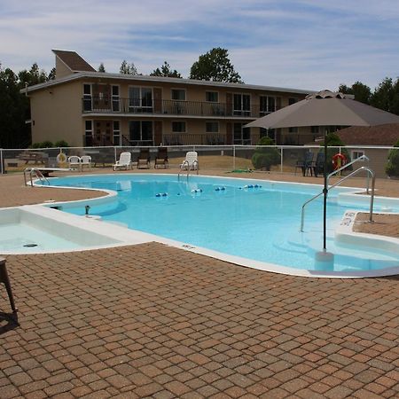 Sauble Beach Lodge Exterior photo