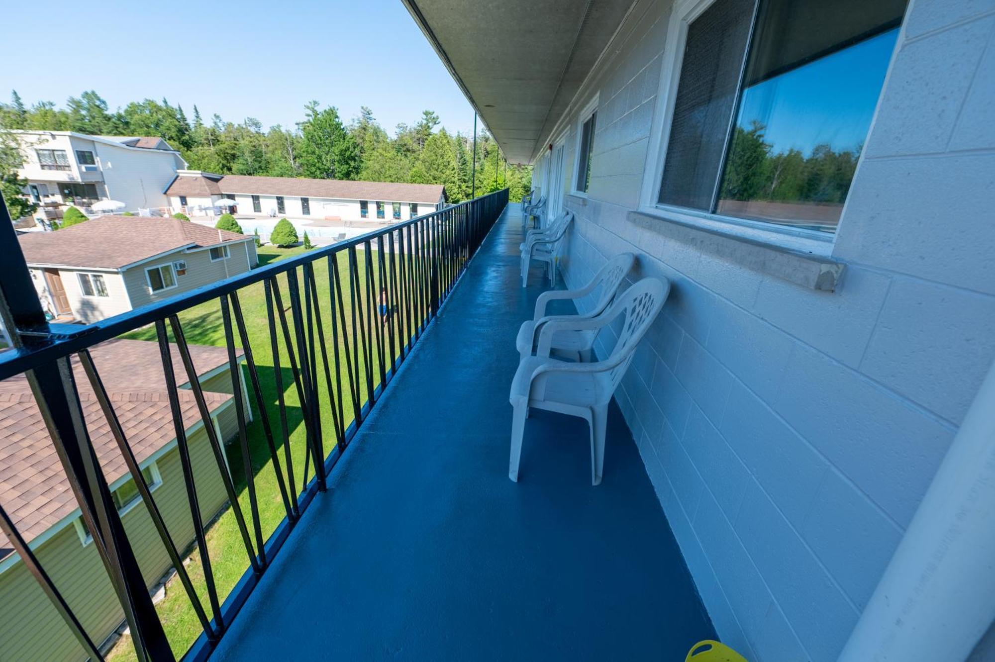 Sauble Beach Lodge Exterior photo