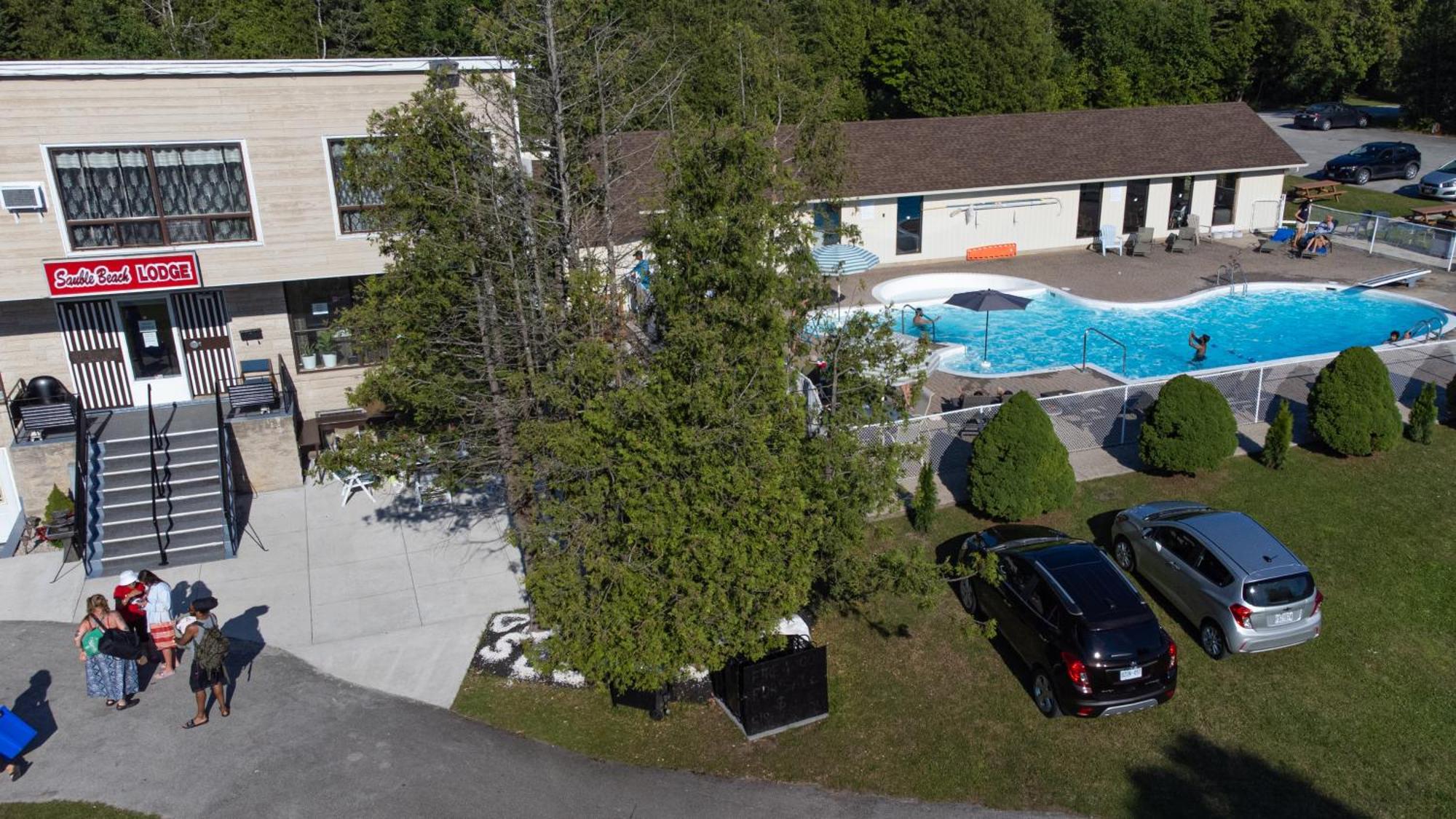 Sauble Beach Lodge Exterior photo