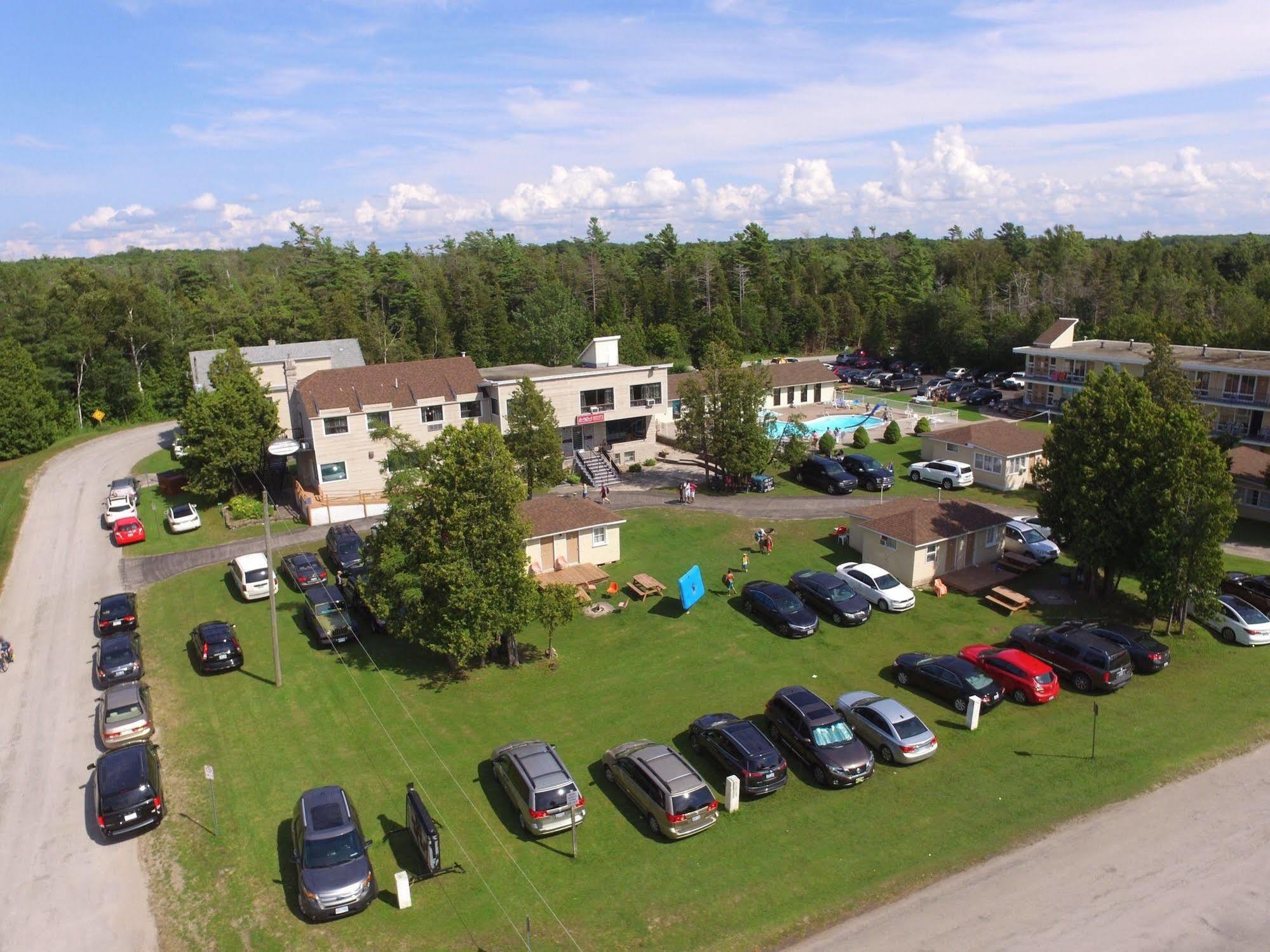 Sauble Beach Lodge Exterior photo