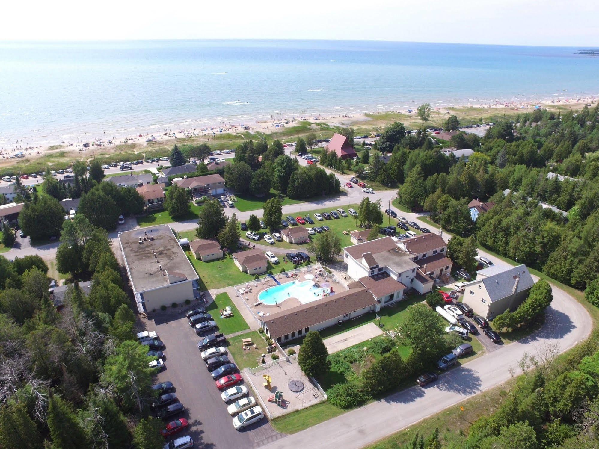 Sauble Beach Lodge Exterior photo