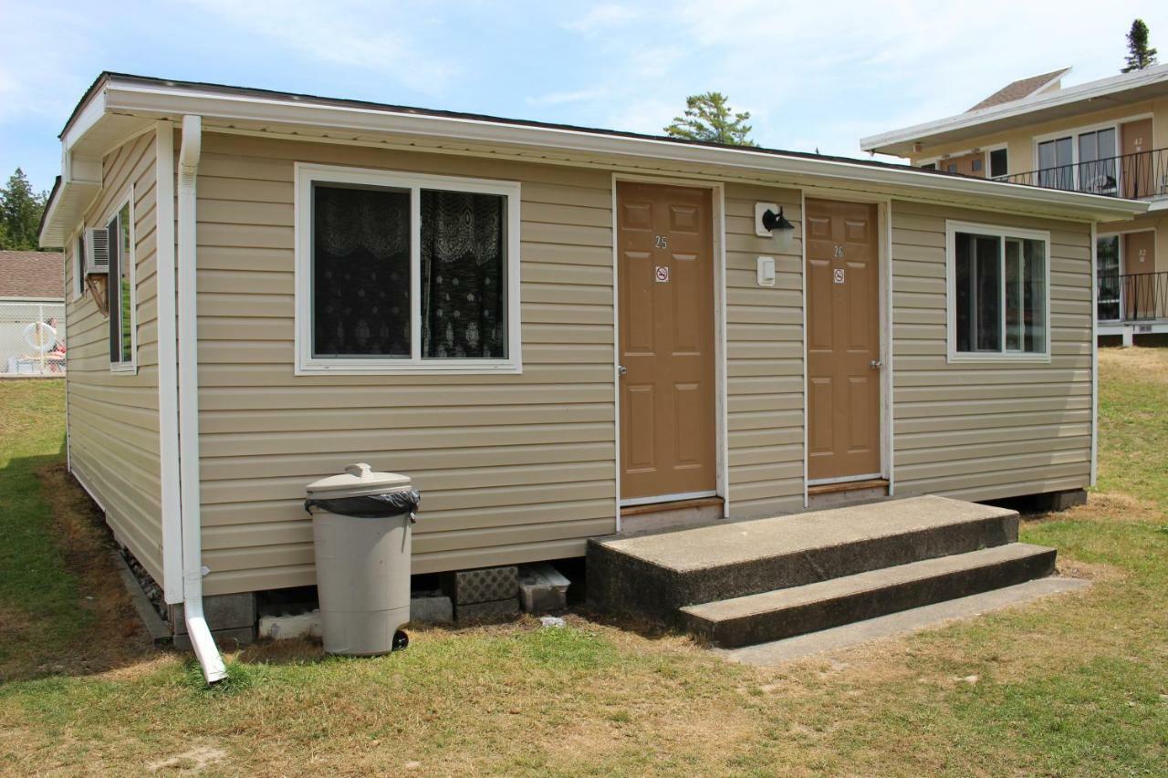 Sauble Beach Lodge Exterior photo